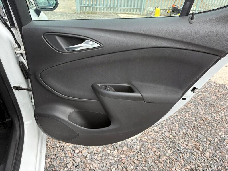 VAUXHALL ASTRA ASTRA 1.4 i SRi - U26