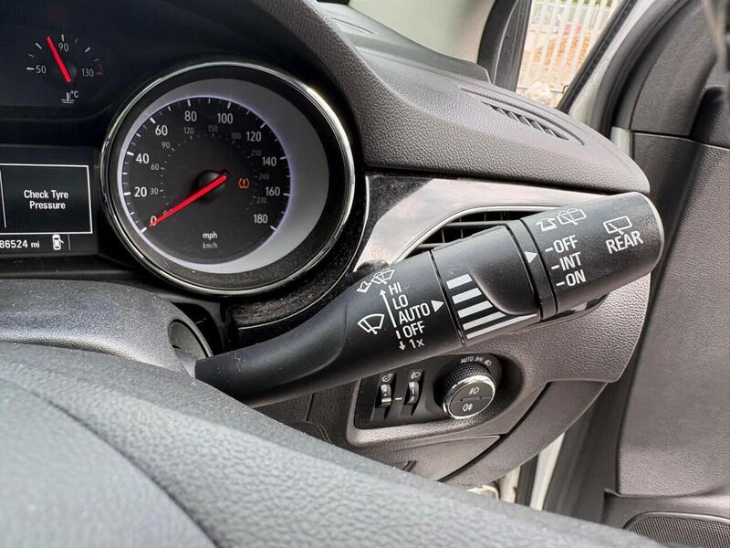 VAUXHALL ASTRA ASTRA 1.4 i SRi - U26