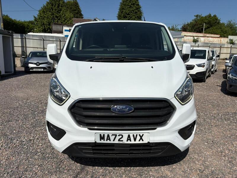 Ford Transit Custom 2.0 300 EcoBlue Limited Panel Van 5dr Diesel Manual L2 H1 Euro 6 (s/s) (130 ps) - U16