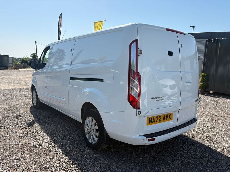 Ford Transit Custom 2.0 300 EcoBlue Limited Panel Van 5dr Diesel Manual L2 H1 Euro 6 (s/s) (130 ps) - U16