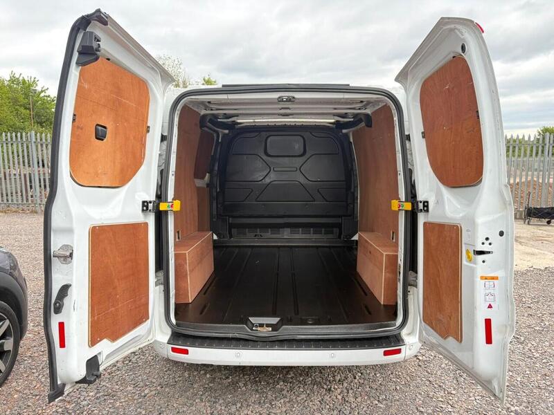 Ford Transit Custom 2.0 300 EcoBlue Limited Panel Van 5dr Diesel Manual L1 H1 Euro 6 (s/s) (130 ps) - U17