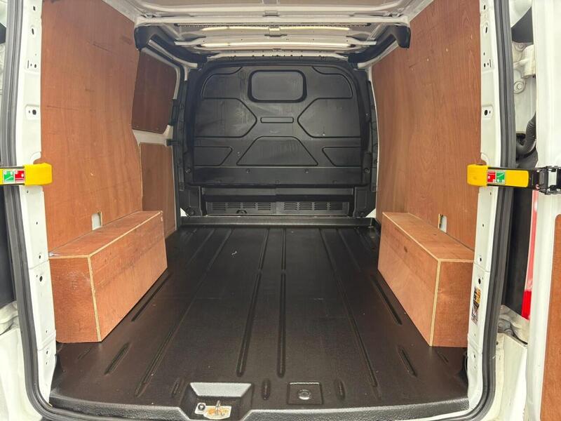 Ford Transit Custom 2.0 300 EcoBlue Limited Panel Van 5dr Diesel Manual L1 H1 Euro 6 (s/s) (130 ps) - U17