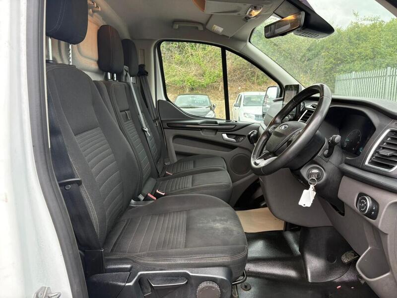 Ford Transit Custom 2.0 300 EcoBlue Limited Panel Van 5dr Diesel Manual L1 H1 Euro 6 (s/s) (130 ps) - U17