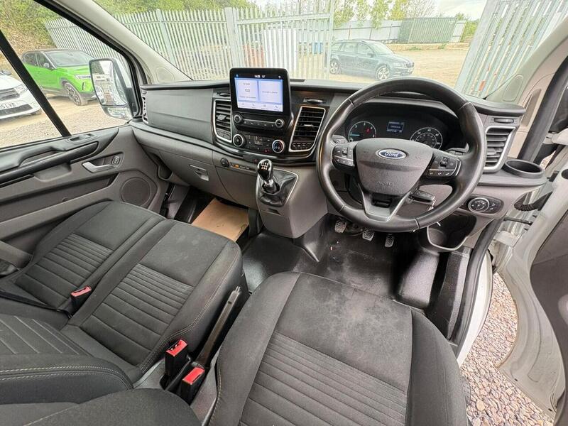 Ford Transit Custom 2.0 300 EcoBlue Limited Panel Van 5dr Diesel Manual L1 H1 Euro 6 (s/s) (130 ps) - U17