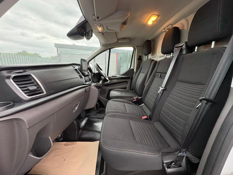 Ford Transit Custom 2.0 300 EcoBlue Limited Panel Van 5dr Diesel Manual L1 H1 Euro 6 (s/s) (130 ps) - U17