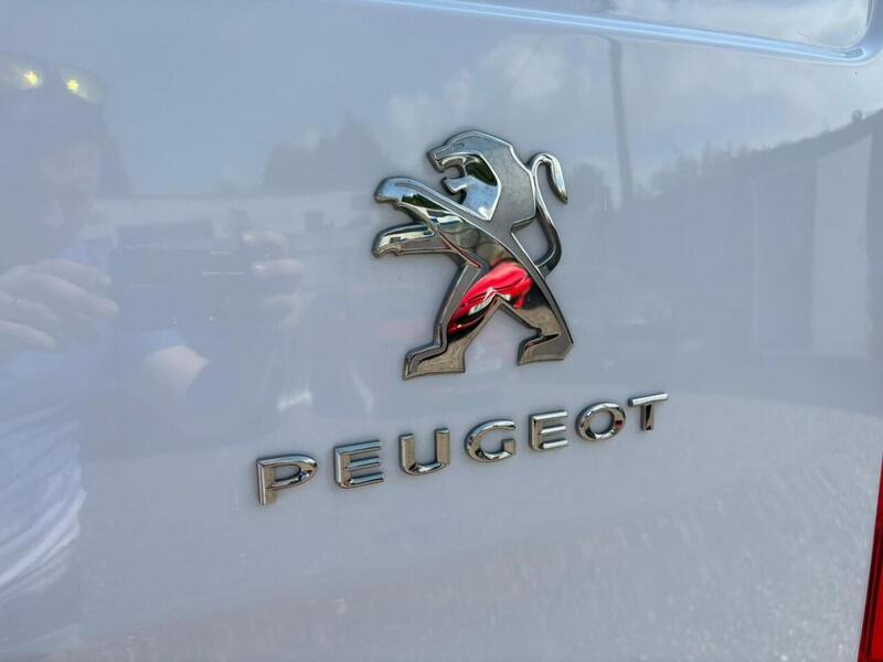 Peugeot Expert 1.5 BlueHDi 1000 Professional Premium + Long Panel Van 6dr Diesel Manual LWB Euro 6 (s/s) (100 bhp) - U18