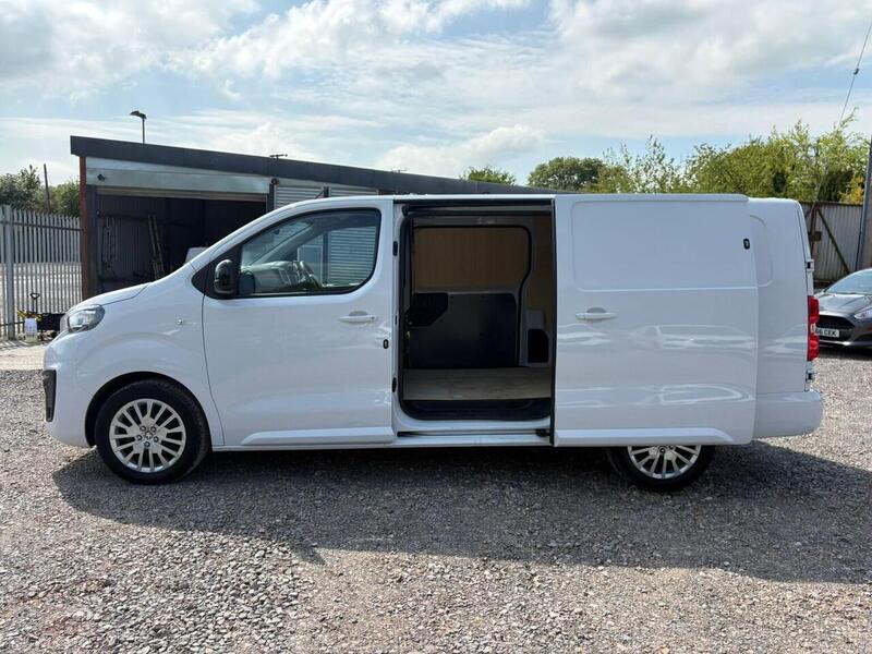 Peugeot Expert 1.5 BlueHDi 1000 Professional Premium + Long Panel Van 6dr Diesel Manual LWB Euro 6 (s/s) (100 bhp) - U18