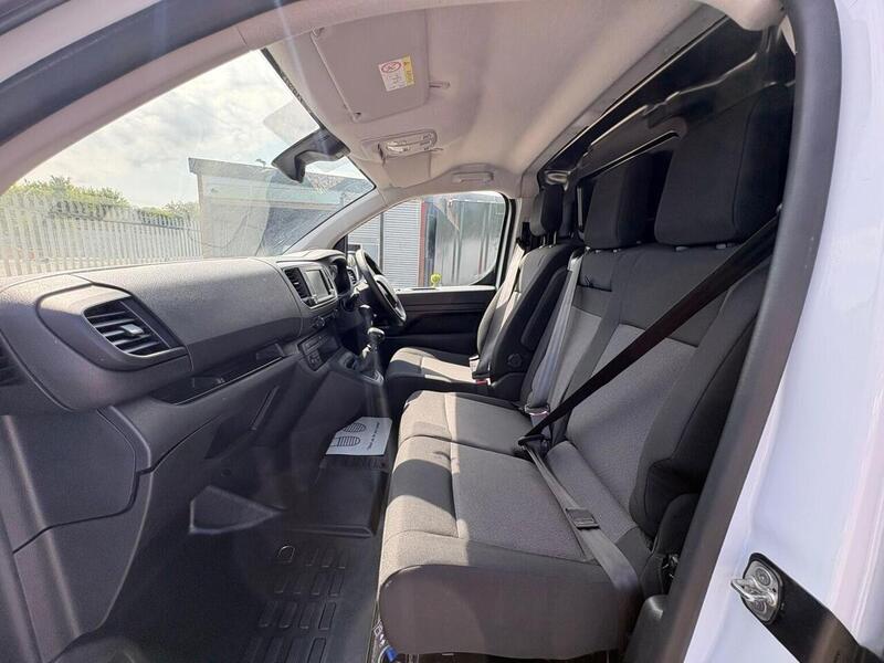 Peugeot Expert 1.5 BlueHDi 1000 Professional Premium + Long Panel Van 6dr Diesel Manual LWB Euro 6 (s/s) (100 bhp) - U18