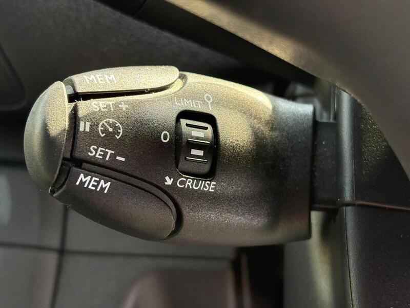 Peugeot Expert 1.5 BlueHDi 1000 Professional Premium + Long Panel Van 6dr Diesel Manual LWB Euro 6 (s/s) (100 bhp) - U18