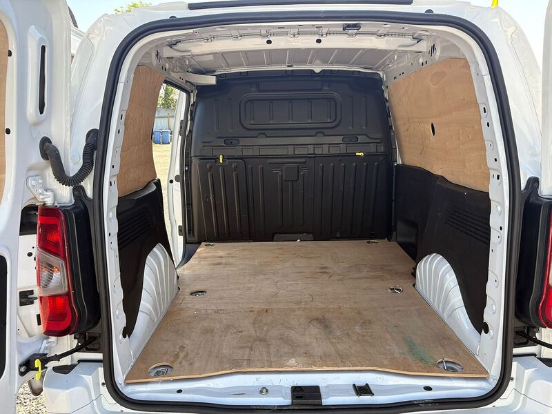 VAUXHALL COMBO COMBO L1H1 1.5 Turbo D 2300 Pro - U19