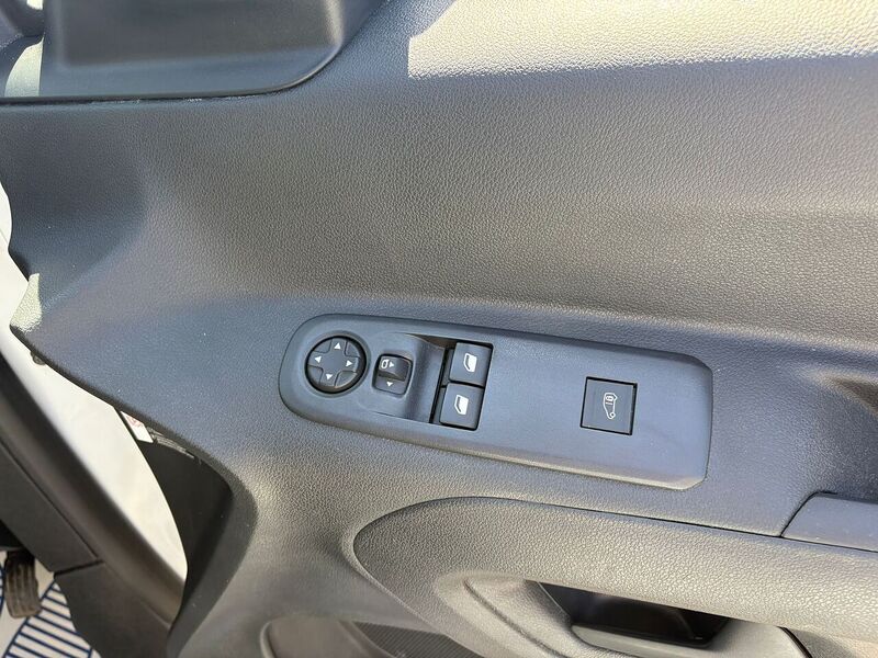 VAUXHALL COMBO COMBO L1H1 1.5 Turbo D 2300 Pro - U19