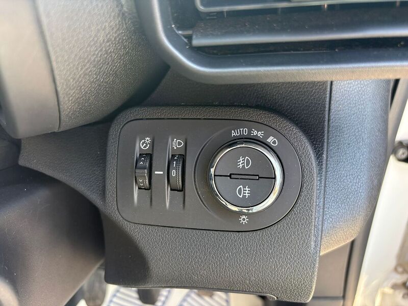VAUXHALL COMBO COMBO L1H1 1.5 Turbo D 2300 Pro - U19