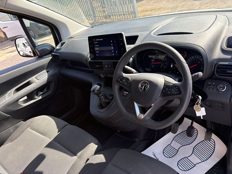VAUXHALL COMBO COMBO L1H1 1.5 Turbo D 2300 Pro - U19
