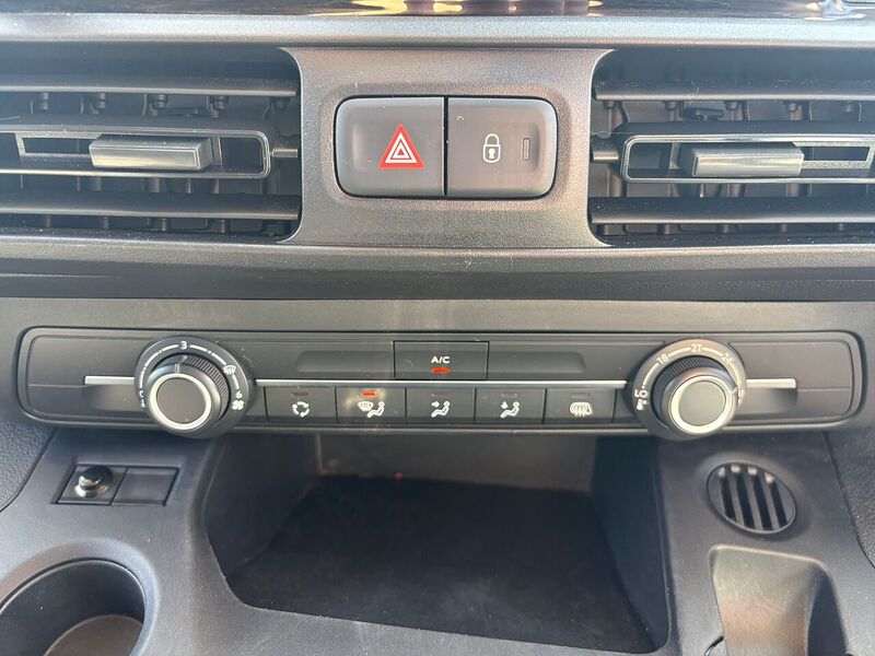 VAUXHALL COMBO COMBO L1H1 1.5 Turbo D 2300 Pro - U19