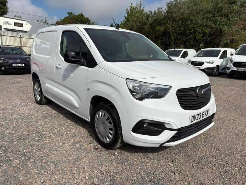 VAUXHALL COMBO COMBO L1 H1 1.5 Turbo D 2300 Pro - U20