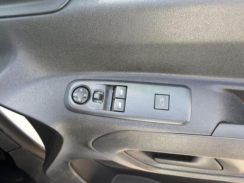 VAUXHALL COMBO COMBO L1 H1 1.5 Turbo D 2300 Pro - U20