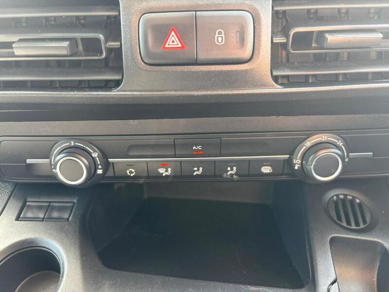 VAUXHALL COMBO COMBO L1 H1 1.5 Turbo D 2300 Pro - U20