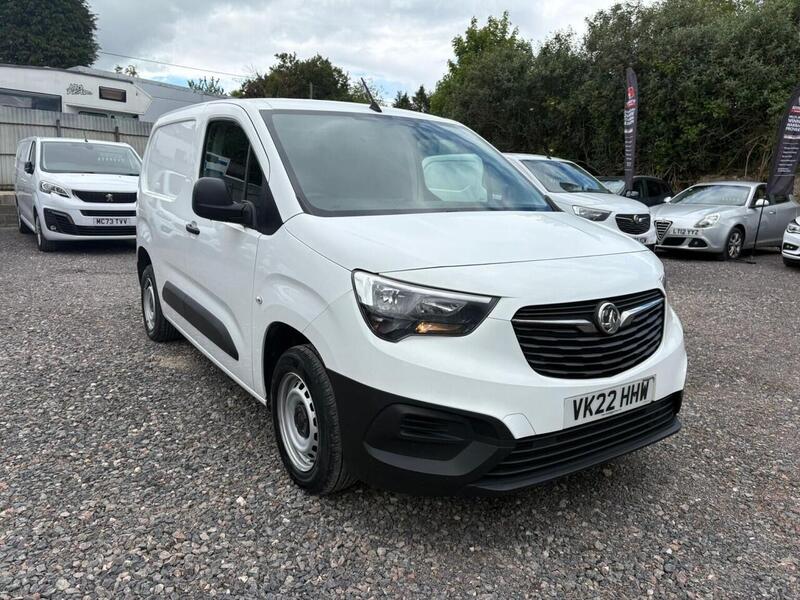 VAUXHALL COMBO COMBO 1.5 Turbo D 2000 Dynamic - U21