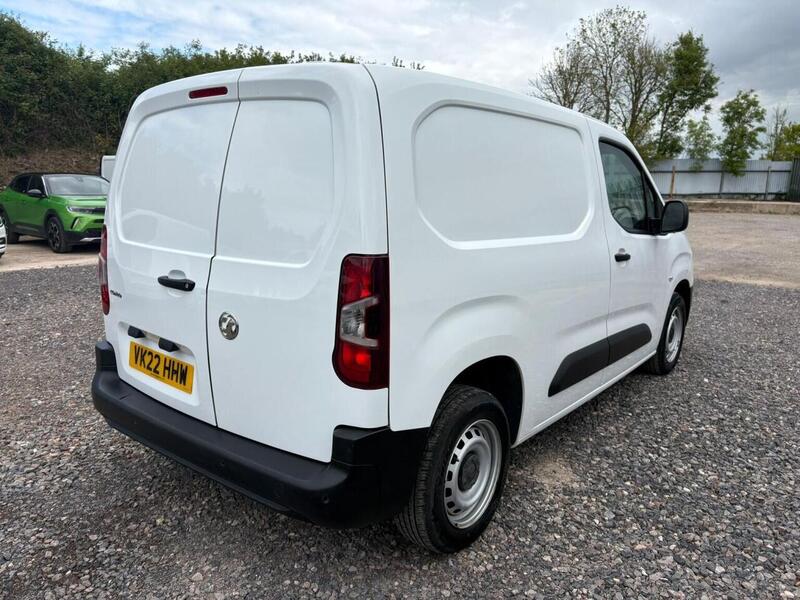 VAUXHALL COMBO COMBO 1.5 Turbo D 2000 Dynamic - U21