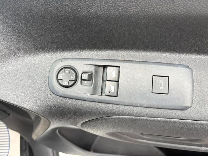 VAUXHALL COMBO COMBO 1.5 Turbo D 2000 Dynamic - U21