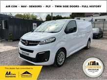 VAUXHALL VIVARO