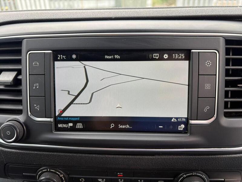 VAUXHALL VIVARO VIVARO L2H1 1.5 Turbo D 2900 Pro - U22