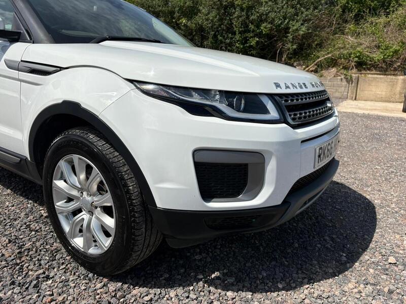 LAND ROVER RANGE ROVER EVOQUE RANGE ROVER EVOQUE 2.0 TD4 SE - U25