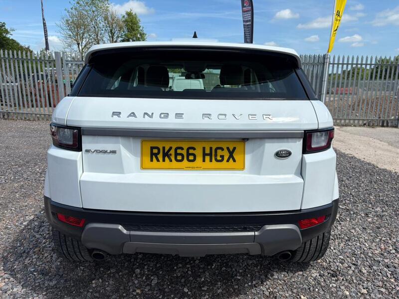 LAND ROVER RANGE ROVER EVOQUE RANGE ROVER EVOQUE 2.0 TD4 SE - U25