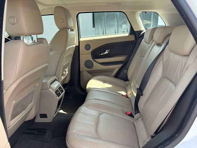 LAND ROVER RANGE ROVER EVOQUE RANGE ROVER EVOQUE 2.0 TD4 SE - U25