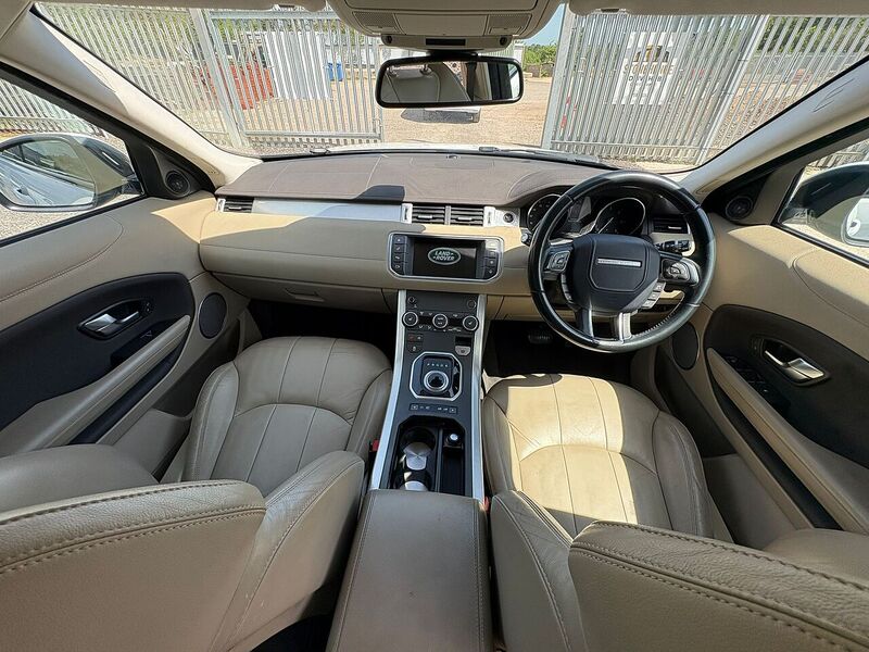 LAND ROVER RANGE ROVER EVOQUE RANGE ROVER EVOQUE 2.0 TD4 SE - U25