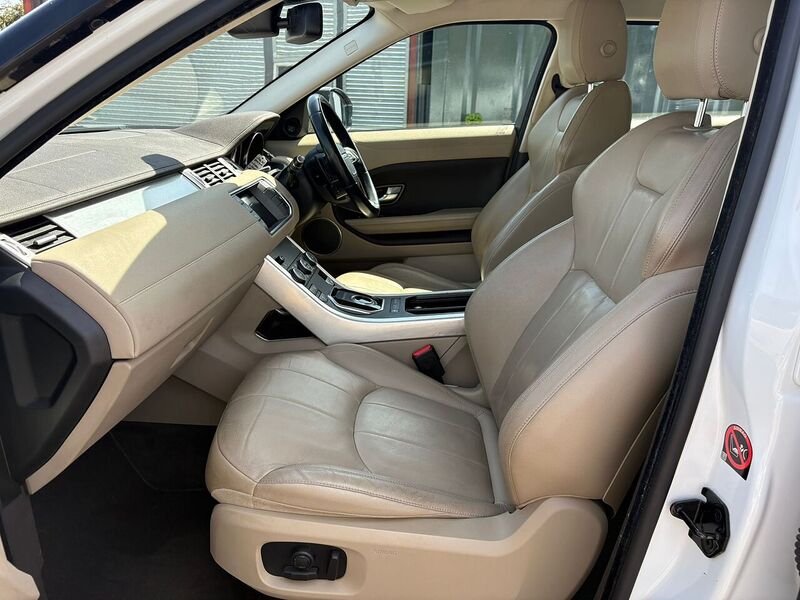 LAND ROVER RANGE ROVER EVOQUE RANGE ROVER EVOQUE 2.0 TD4 SE - U25