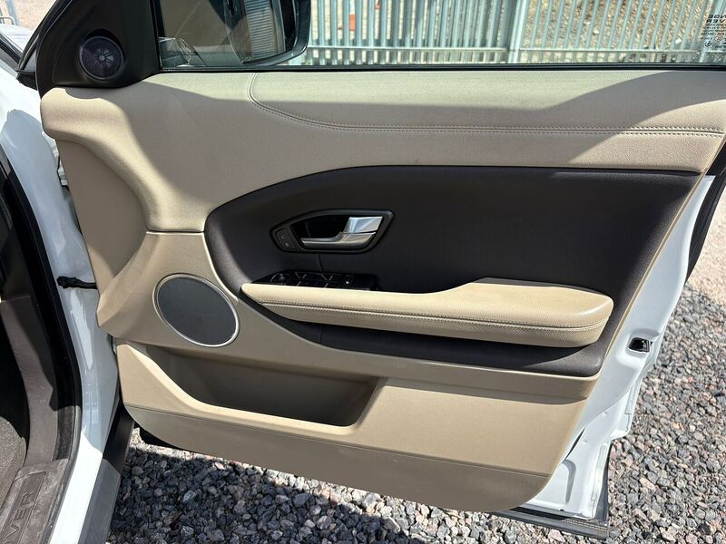 LAND ROVER RANGE ROVER EVOQUE RANGE ROVER EVOQUE 2.0 TD4 SE - U25