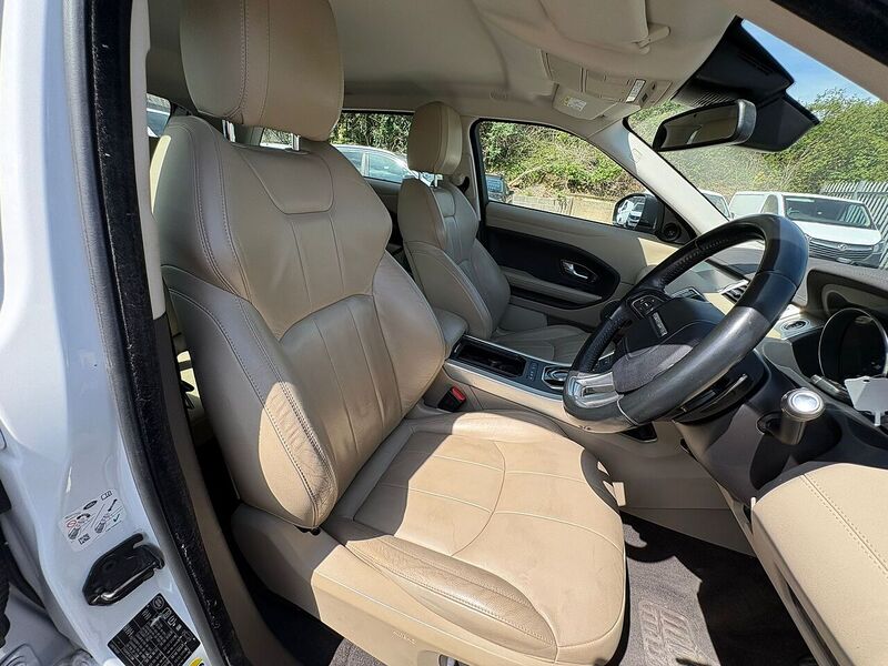 LAND ROVER RANGE ROVER EVOQUE RANGE ROVER EVOQUE 2.0 TD4 SE - U25