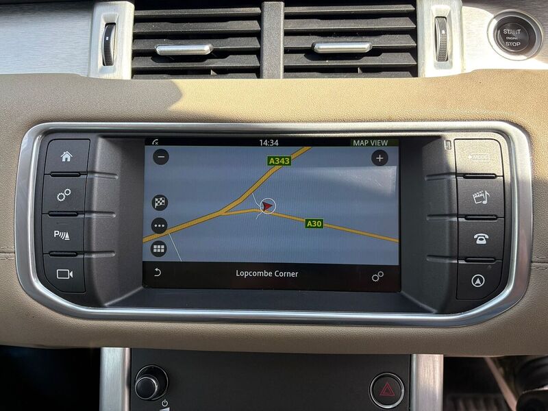 LAND ROVER RANGE ROVER EVOQUE RANGE ROVER EVOQUE 2.0 TD4 SE - U25