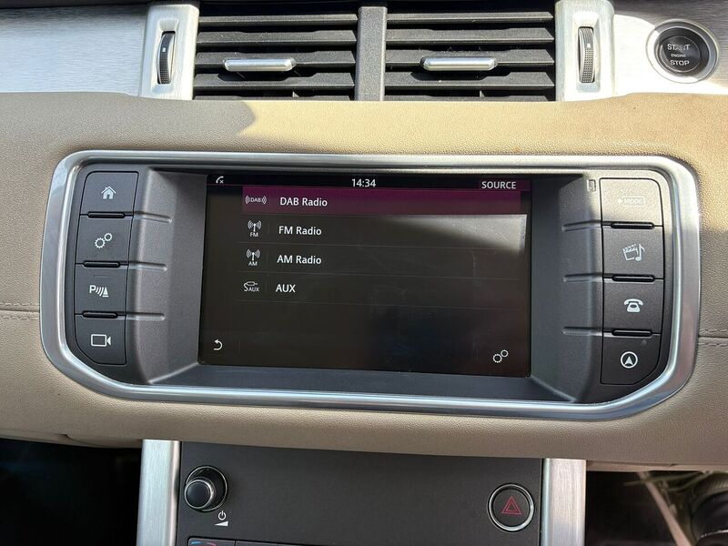 LAND ROVER RANGE ROVER EVOQUE RANGE ROVER EVOQUE 2.0 TD4 SE - U25