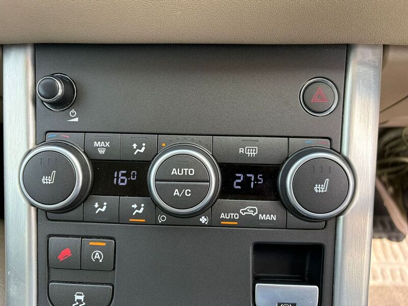 LAND ROVER RANGE ROVER EVOQUE RANGE ROVER EVOQUE 2.0 TD4 SE - U25