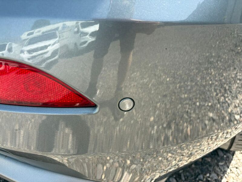 Volvo V40 2.0 D4 R-Design Nav Plus Hatchback 5dr Diesel Auto Euro 6 (s/s) (190 ps) - U27