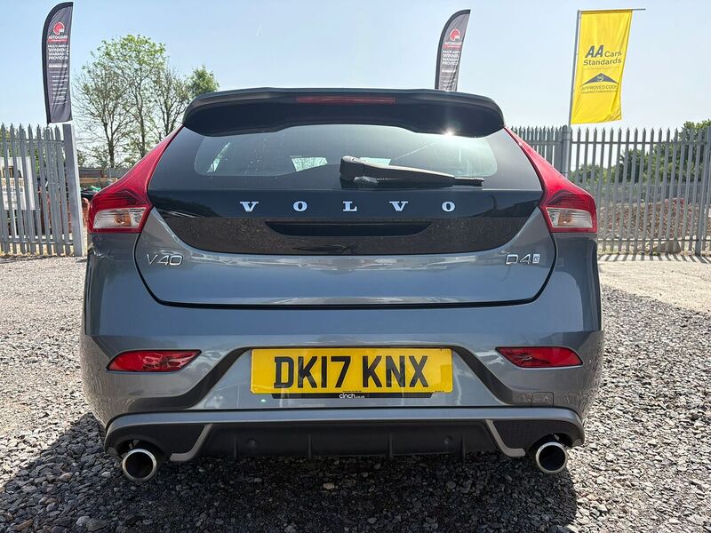 Volvo V40 2.0 D4 R-Design Nav Plus Hatchback 5dr Diesel Auto Euro 6 (s/s) (190 ps) - U27