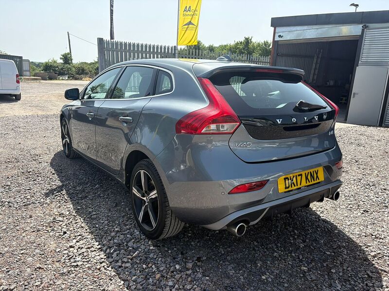 Volvo V40 2.0 D4 R-Design Nav Plus Hatchback 5dr Diesel Auto Euro 6 (s/s) (190 ps) - U27