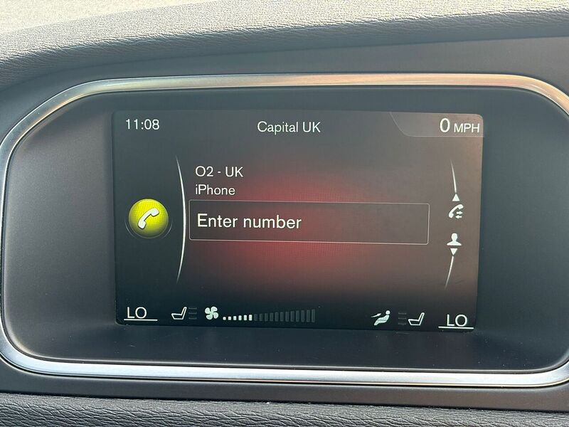 Volvo V40 2.0 D4 R-Design Nav Plus Hatchback 5dr Diesel Auto Euro 6 (s/s) (190 ps) - U27