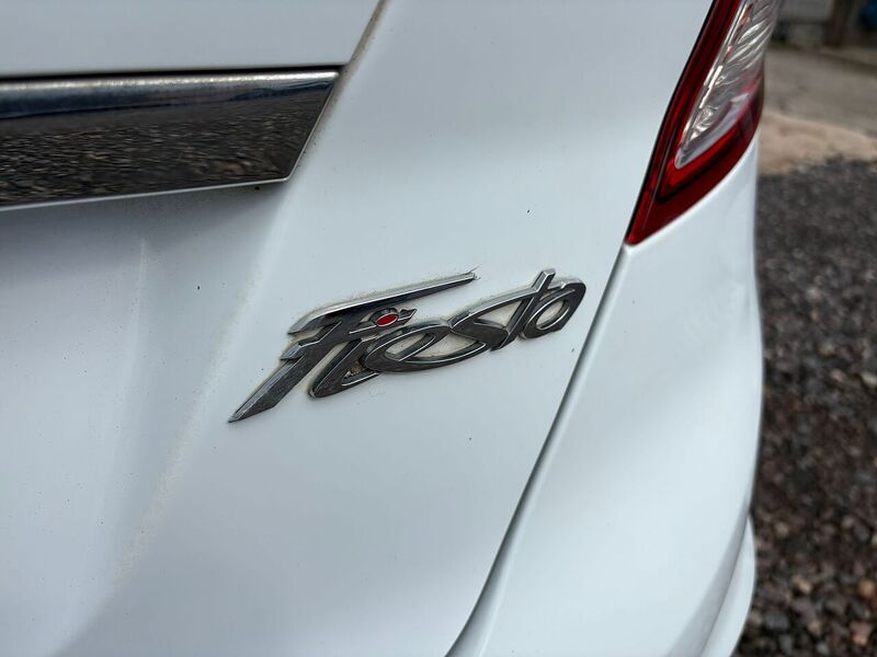 Ford Fiesta 1.0T EcoBoost Titanium Hatchback 5dr Petrol Manual Euro 6 (s/s) (100 ps) - U28
