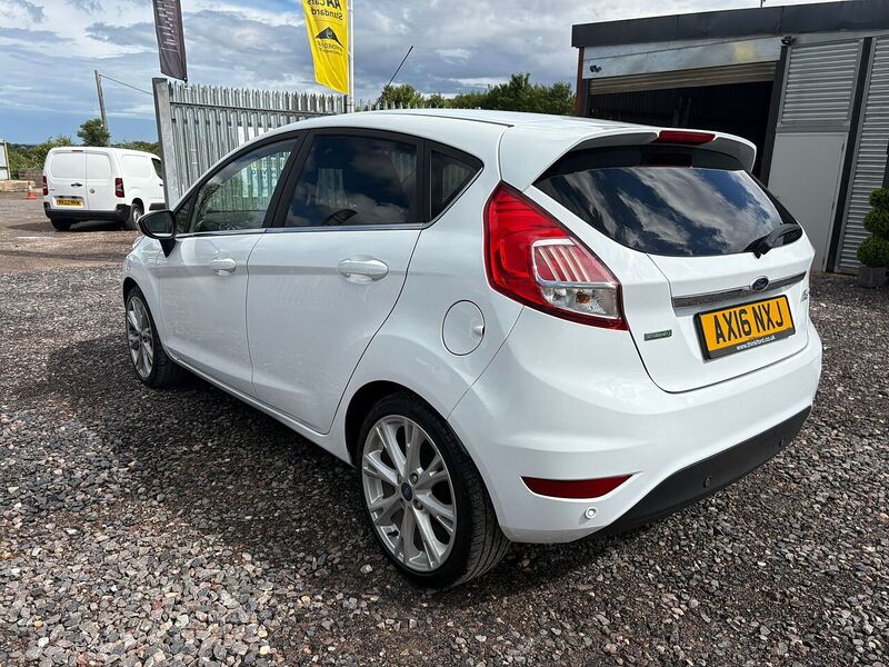 Ford Fiesta 1.0T EcoBoost Titanium Hatchback 5dr Petrol Manual Euro 6 (s/s) (100 ps) - U28