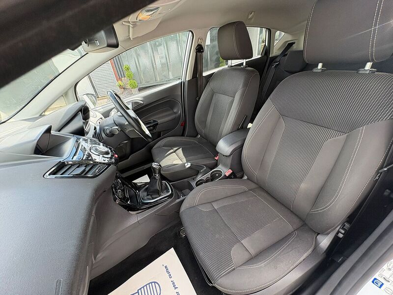 Ford Fiesta 1.0T EcoBoost Titanium Hatchback 5dr Petrol Manual Euro 6 (s/s) (100 ps) - U28