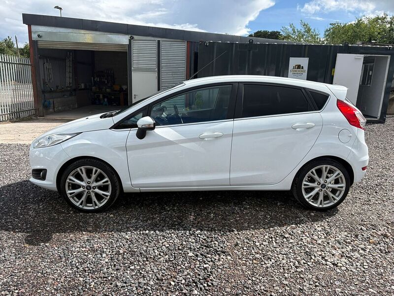 Ford Fiesta 1.0T EcoBoost Titanium Hatchback 5dr Petrol Manual Euro 6 (s/s) (100 ps) - U28