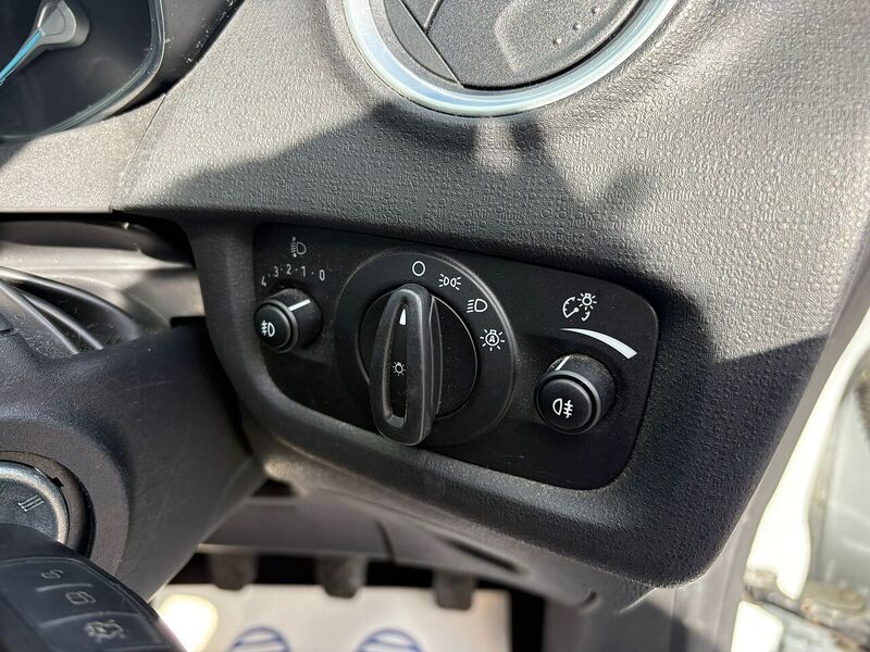 Ford Fiesta 1.0T EcoBoost Titanium Hatchback 5dr Petrol Manual Euro 6 (s/s) (100 ps) - U28