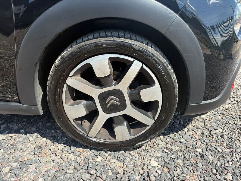 Citroen C3 1.2 PureTech Flair Nav Edition Hatchback 5dr Petrol Manual Euro 6 (82 ps) - U30