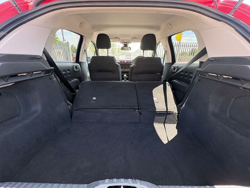 Citroen C3 1.2 PureTech Flair Nav Edition Hatchback 5dr Petrol Manual Euro 6 (82 ps) - U30