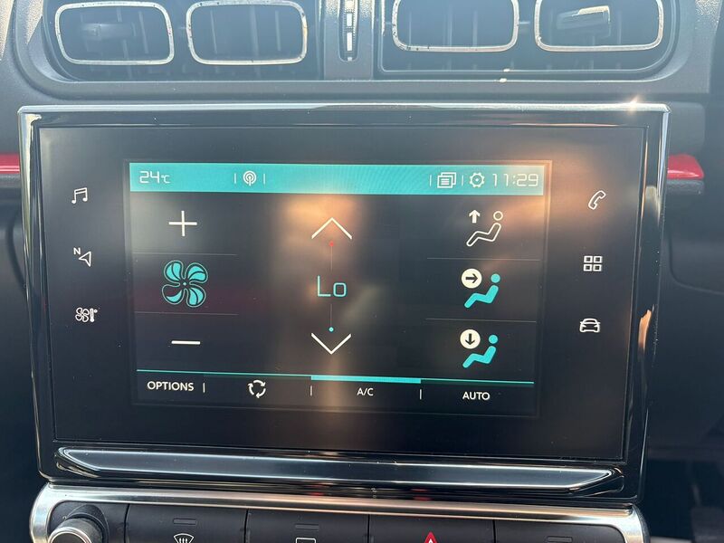 Citroen C3 1.2 PureTech Flair Nav Edition Hatchback 5dr Petrol Manual Euro 6 (82 ps) - U30