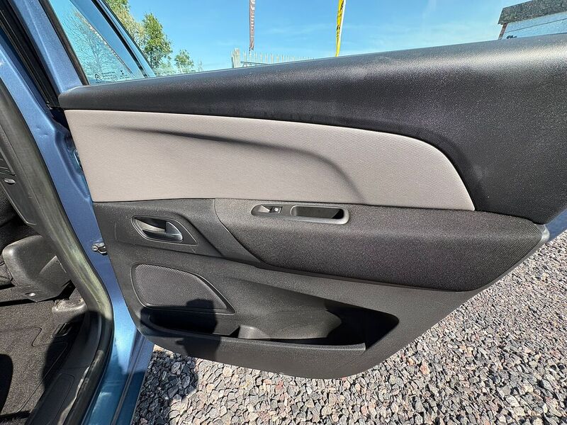 Citroen C4 Picasso 1.6 VTi VTR+ MPV 5dr Petrol Manual Euro 5 (120 ps) - U31