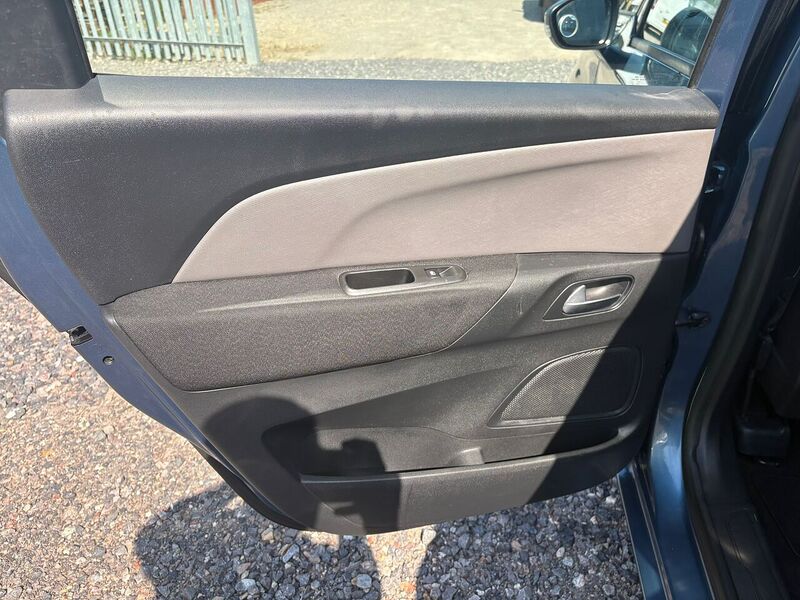 Citroen C4 Picasso 1.6 VTi VTR+ MPV 5dr Petrol Manual Euro 5 (120 ps) - U31